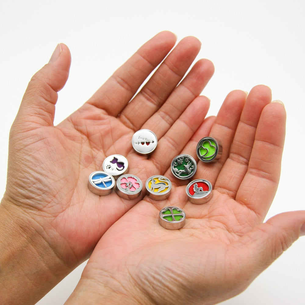 Wearable Diffuser | Fight off Virus | Comfortable Breathing